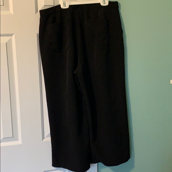 Dress pants - Picture 2 of 6